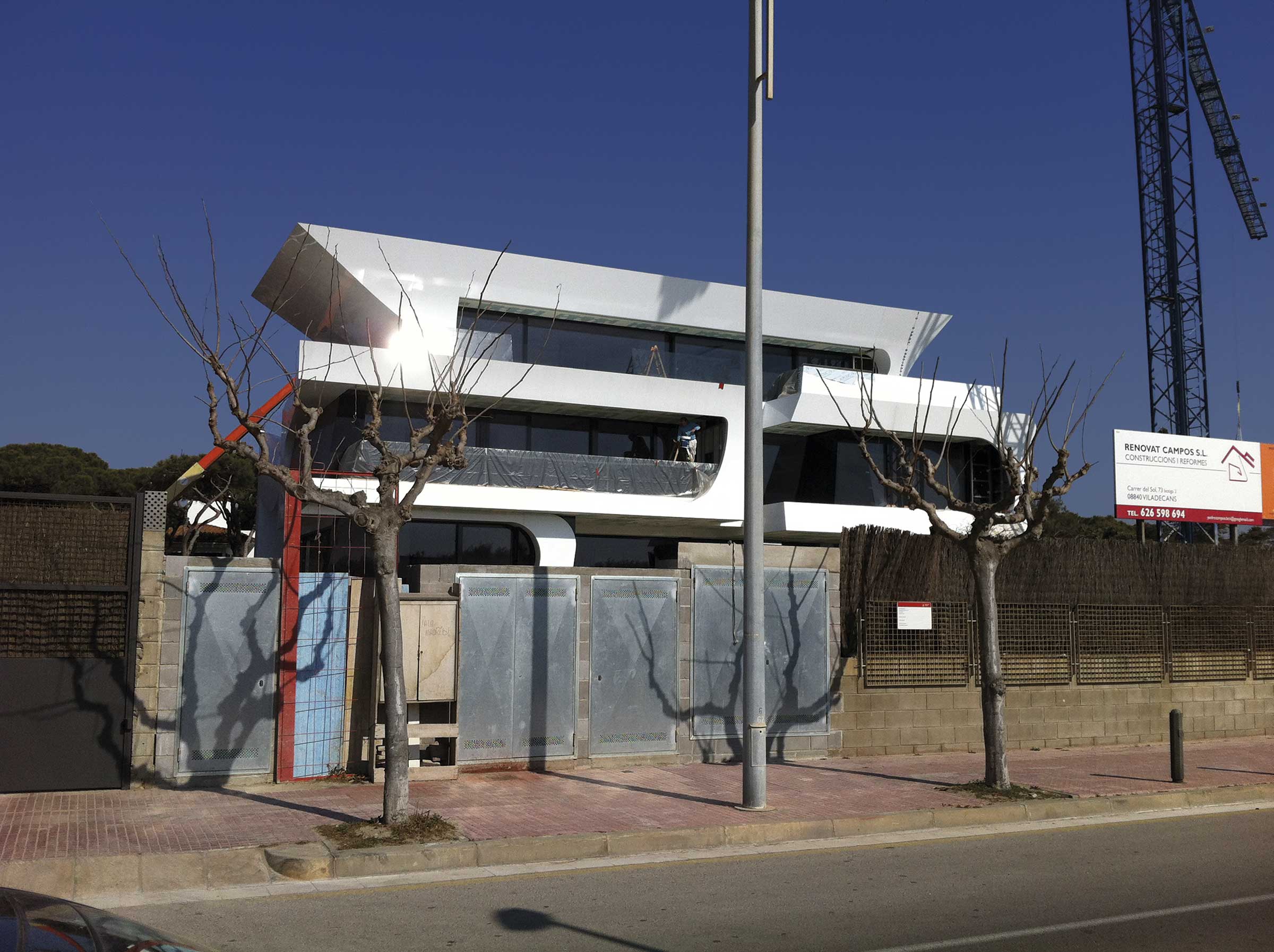 Family House by Joaquín Torres